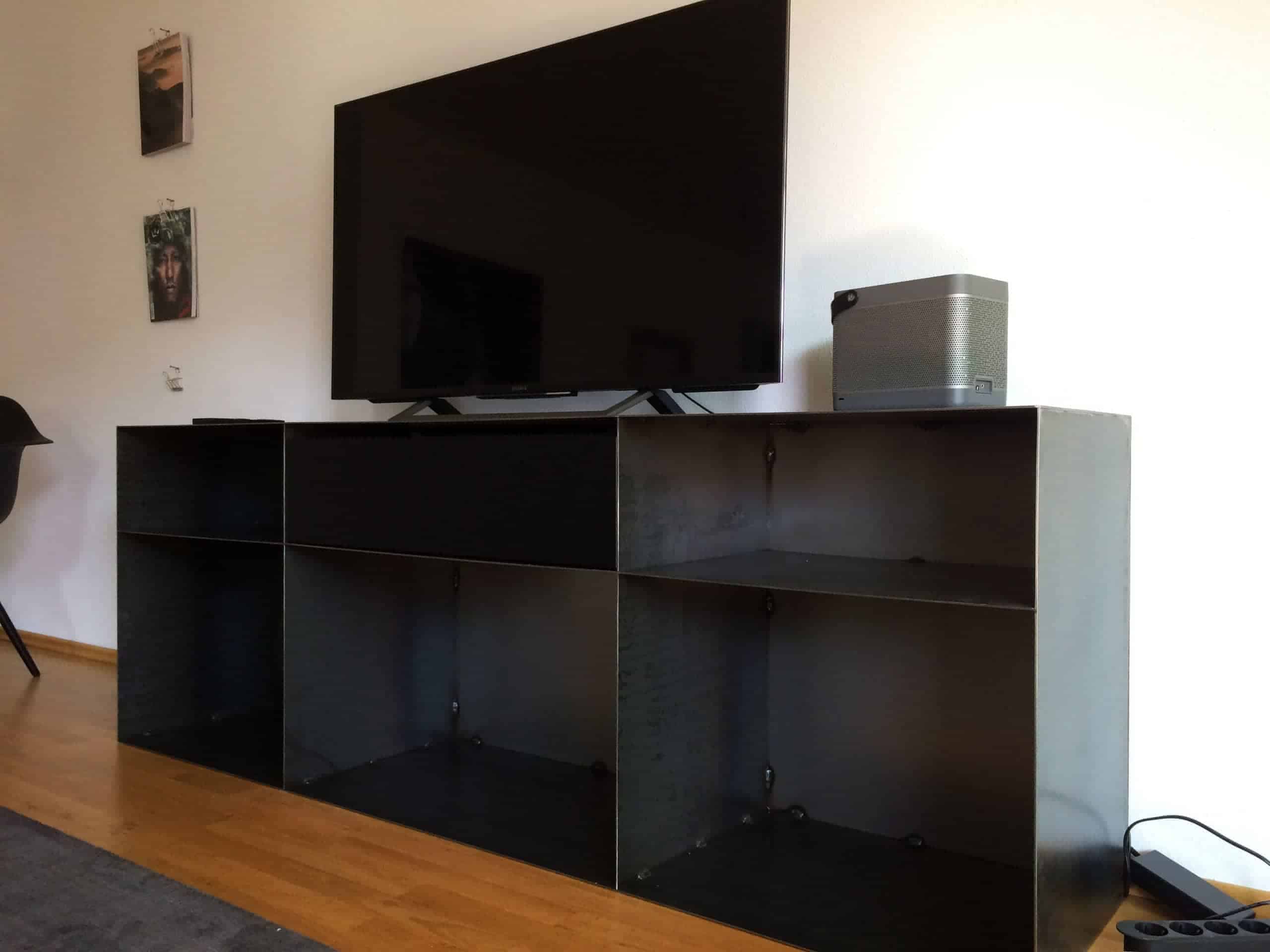 sideboard-kommode-nach-mass-schwarz-grau-metall-modern-design-wohnzimmer-mit-schublade-stahl-stahlzart