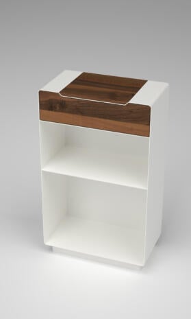 kaminholzregal-innen-metall-rueckwand-modern-wohnzimmer-design-holz-stahl-wand-schublade-rund-kaufen-pulvereschichtet-weiss-nussbaum-waves-1-stahlzart